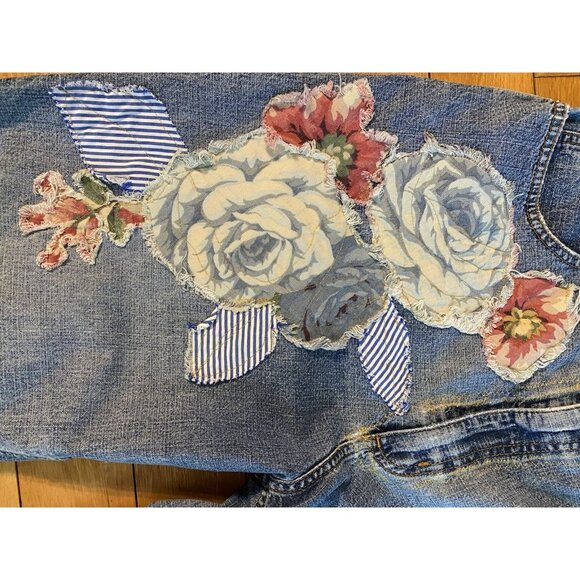OOAK SAVED JEANS REFASHIONED UPCYCLED PATCHED DISTRESSED WASHED AND FRINGED 16A - Picture 7 of 16
